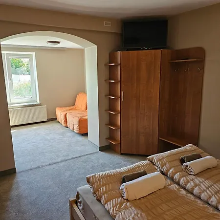 ゲストハウス Haus Seeblick 3*